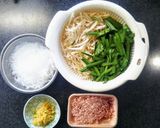 豚ミンチとニラもやし春雨の春巻◎作り方1写真