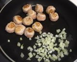鶏だんごと白菜のクリーム煮作り方2写真