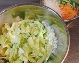 春キャベツの季節♩さっぱり春色サラダ♡作り方1写真