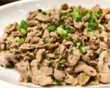 簡単！豚こま焼いて生姜醤油を混ぜるだけ！作り方3写真