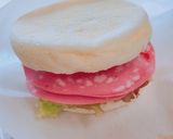 朝食に！ツナトマトのビアソーセージサンド作り方7写真