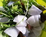 簡単☆大根とレタスのごま油サラダ作り方2写真