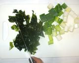 キムチわかめスープ♪簡単温かい作り方2写真