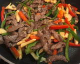 彩り良し！基本の牛細切り肉の青椒肉絲作り方6写真