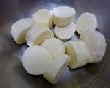 ふんわりお肉の筑前煮〖介護食の工夫付〗作り方3写真