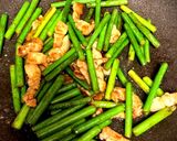 簡単 焼肉のタレで にんにくの芽炒め作り方4写真