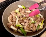長ねぎと豚バラのオイスターソース炒め作り方3写真