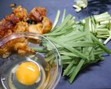 簡単リメイク！唐揚げとニラ玉作り方1写真