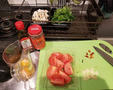 卵とトマトの中華風豆苗炒め作り方1写真
