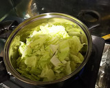 白菜と厚揚げの煮物作り方1写真