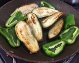 豚肉と茄子・ピーマンの生姜焼き作り方11写真