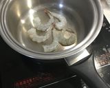 お弁当に！エビのケチャップ炒め作り方1写真