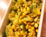 コーンとキャベツの和え物 こども 副菜作り方2写真