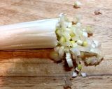 白ネギと相性抜群！納豆のお味噌汁作り方1写真