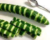 簡単☘️ピーラーできゅうりの飾り切り作り方4写真