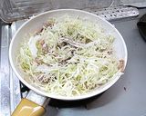 ❖豚小間とキャベツの香味ペースト炒め❖作り方4写真