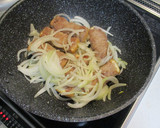 肉巻き絹揚げと玉ねぎのカレー炒め作り方3写真