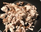 78.5 円しめじともやしと卵の炒め物作り方1写真