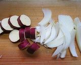 ●さつま芋と玉ねぎのそぼろ餡かけ●作り方1写真
