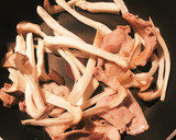 1食159 円豚肉とエリンギの焼きそば作り方2写真