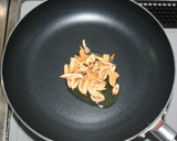 簡単☆豚肉と乾燥レモンのにんにく生姜炒め作り方14写真