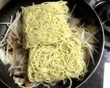 カット野菜で！ナポリタン風焼きそば作り方3写真