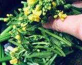ジャガイモとアスパラ菜のガーリック炒め作り方7写真