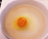 水に投入して、レンジで温泉卵作り方1写真