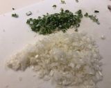 パパっとお昼に作れる！肉味噌うどん作り方1写真