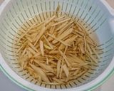鯖水煮缶 野菜たっぷりの味噌汁作り方1写真