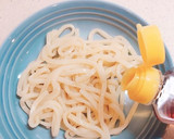 簡単レンジでごま油が激ウマ♡冷凍うどん作り方2写真