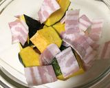 レンジで超簡単♪カボチャとベーコンの煮物作り方2写真