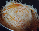 おでんの煮汁で炊く…「大根の千切り煮」作り方1写真