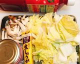 煮込むだけ！鯖缶と白菜のミネストローネ作り方1写真