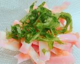 超簡単おつまみ！蒲鉾と明太子の胡麻油和え作り方4写真