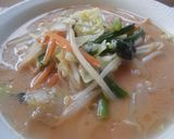 お野菜入り＊とんこつ醤油らーめん♪作り方2写真