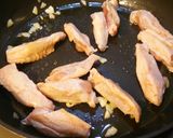 丸だいこんと鶏スペアリブの煮物。作り方5写真