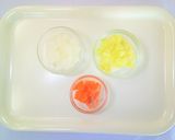 【離乳食後期以降】冬野菜と鮭の味噌汁作り方2写真