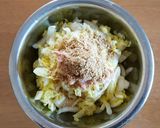 簡単副菜・おつまみにも☆無限白菜サラダ。作り方3写真