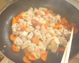 子供が好きな カレー味の 鶏じゃがいも作り方2写真