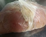 小鍋(14㎝)でコトコトしっとり！鶏ハム作り方1写真