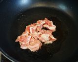 豆苗としめじと豚肉炒め作り方3写真