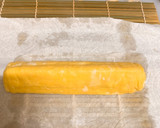 可愛い三角おにぎりの厚焼き玉子作り方3写真
