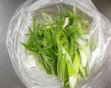 アスパラ菜と蒸し鶏の和え物作り方2写真