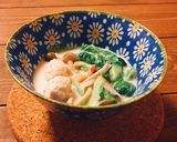 鶏団子とレタスの豆乳スープ作り方6写真