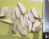里芋と豚バラ肉の炒め煮作り方1写真