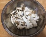 鯖缶で簡単！焼き鯖と茸のサラダ作り方1写真