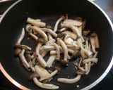 鯖缶で簡単！焼き鯖と茸のサラダ作り方2写真