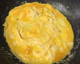 オムライスがフライパンからスルん♪作り方4写真