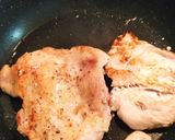 鶏もも肉とかぶの簡単クリーム煮作り方2写真